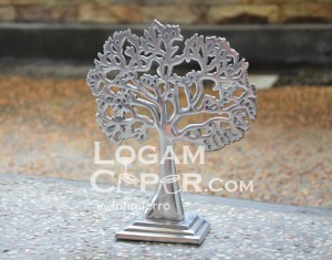 produk hasil pengecoran logam: souvenir aluminium