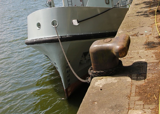 marine bollard